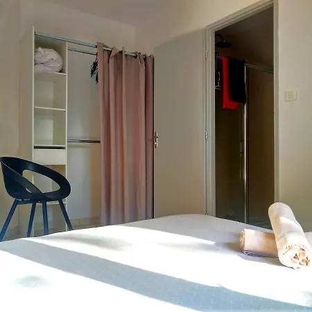 Le Parc Jean Edouard - Avec Jacuzzi Prive - Superbe 4 - 9 Couchages - 6 Lits - Cheminee Electrique - Parking - Climatisation Reversible- Terrasse Ombragee Et Grand Jardin * Montech