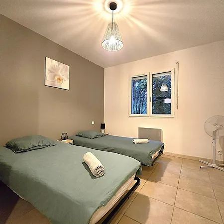 Le Parc Jean Edouard - Avec Jacuzzi Prive - Superbe 4 - 9 Couchages - 6 Lits - Cheminee Electrique - Parking - Climatisation Reversible- Terrasse Ombragee Et Grand Jardin *