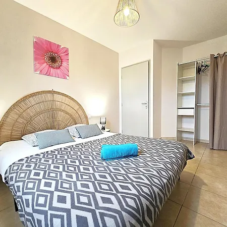 Le Parc Jean Edouard - Avec Jacuzzi Prive - Superbe 4 - 9 Couchages - 6 Lits - Cheminee Electrique - Parking - Climatisation Reversible- Terrasse Ombragee Et Grand Jardin *