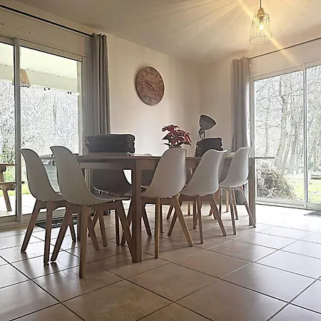 Le Parc Jean Edouard - Avec Jacuzzi Prive - Superbe 4 - 9 Couchages - 6 Lits - Cheminee Electrique - Parking - Climatisation Reversible- Terrasse Ombragee Et Grand Jardin Σπίτι διακοπών *