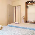 Le Parc Jean Edouard - Avec Jacuzzi Prive - Superbe 4 - 9 Couchages - 6 Lits - Cheminee Electrique - Parking - Climatisation Reversible- Terrasse Ombragee Et Grand Jardin *