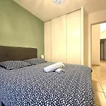 Le Parc Jean Edouard - Avec Jacuzzi Prive - Superbe 4 - 9 Couchages - 6 Lits - Cheminee Electrique - Parking - Climatisation Reversible- Terrasse Ombragee Et Grand Jardin Nyaraló