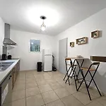 Nyaraló Le Parc Jean Edouard - Avec Jacuzzi Prive - Superbe 4 - 9 Couchages - 6 Lits - Cheminee Electrique - Parking - Climatisation Reversible- Terrasse Ombragee Et Grand Jardin