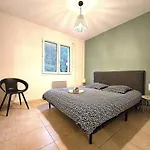 Nyaraló Le Parc Jean Edouard - Avec Jacuzzi Prive - Superbe 4 - 9 Couchages - 6 Lits - Cheminee Electrique - Parking - Climatisation Reversible- Terrasse Ombragee Et Grand Jardin Montech