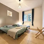 Le Parc Jean Edouard - Avec Jacuzzi Prive - Superbe 4 - 9 Couchages - 6 Lits - Cheminee Electrique - Parking - Climatisation Reversible- Terrasse Ombragee Et Grand Jardin Nyaraló Montech