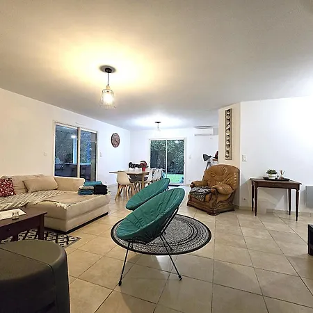 Holiday home Le Parc Jean-edouard: Luxurious 4-bedroom With Jacuzzi And Garden *