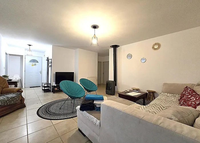 Le Parc Jean Edouard - Avec Jacuzzi Prive - Superbe 4 - 9 Couchages - 6 Lits - Poele - Parking - Climatisation Reversible- Terrasse Ombragee Et Grand Jardin * Montech