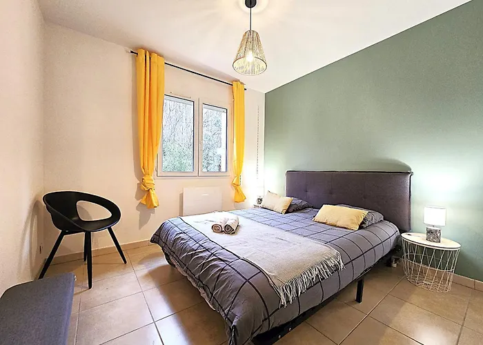 Le Parc Jean Edouard - Avec Jacuzzi Prive - Superbe 4 - 9 Couchages - 6 Lits - Poele - Parking - Climatisation Reversible- Terrasse Ombragee Et Grand Jardin بيت للعطل Montech