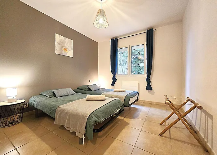 Le Parc Jean Edouard - Avec Jacuzzi Prive - Superbe 4 - 9 Couchages - 6 Lits - Poele - Parking - Climatisation Reversible- Terrasse Ombragee Et Grand Jardin بيت للعطل Montech