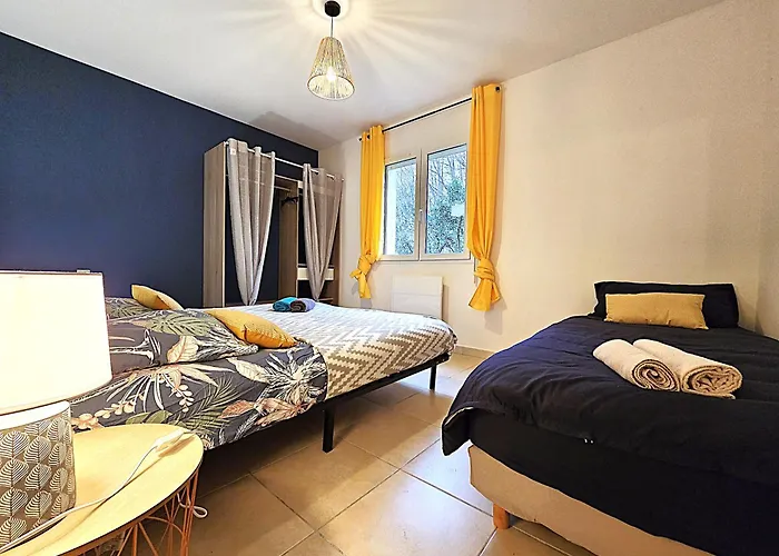 Le Parc Jean Edouard - Avec Jacuzzi Prive - Superbe 4 - 9 Couchages - 6 Lits - Poele - Parking - Climatisation Reversible- Terrasse Ombragee Et Grand Jardin بيت للعطل